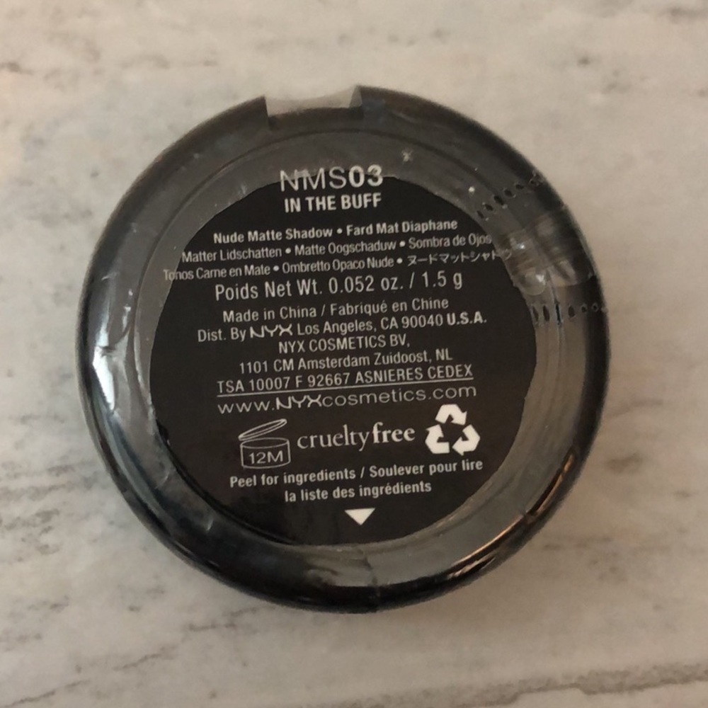 NYX Nude Matte Eyeshadow Single In The Buff - Picture 4 of 6